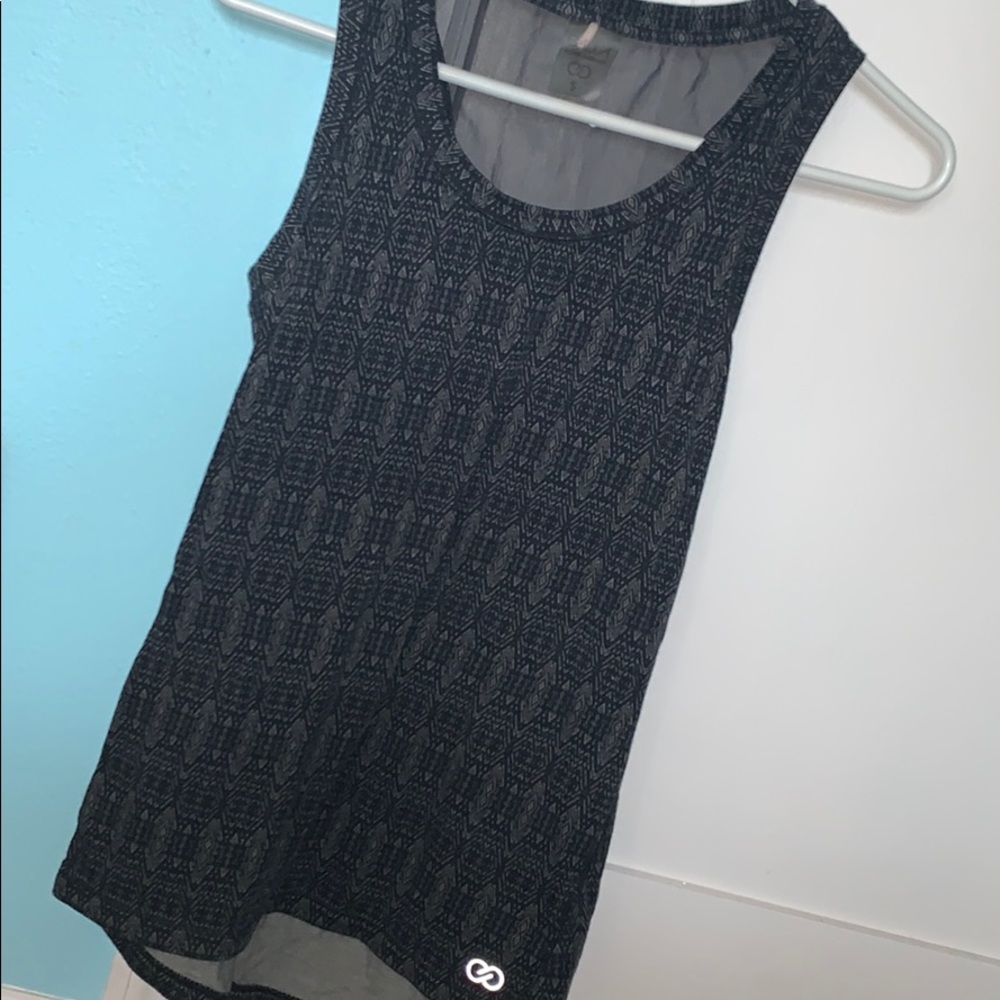 Black workout tank